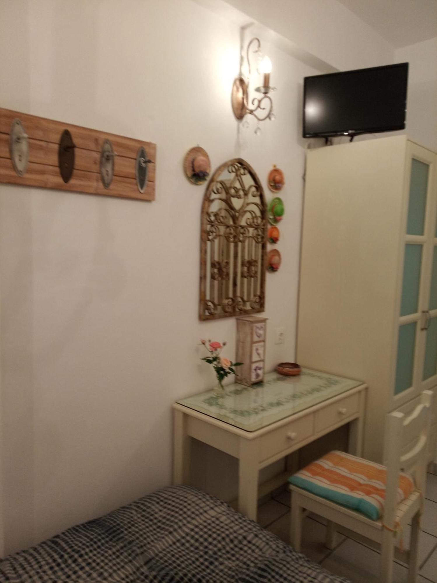 Giaglakis Rooms Platis Gialos  Buitenkant foto